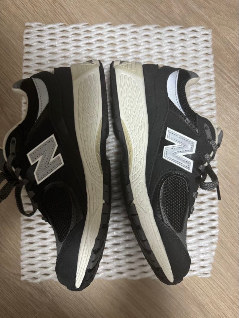 ニューバランス　M2002RNC 24㎝