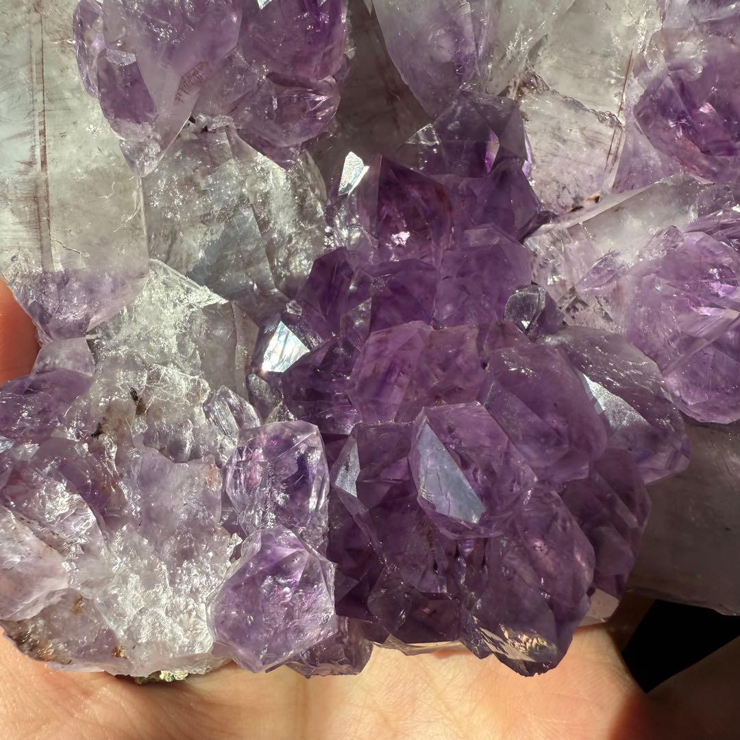 天然石アメジストの原石　置物　鉱物NO.101405