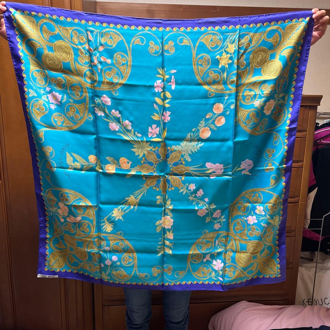 ターコイズ花柄シルクスカーフ