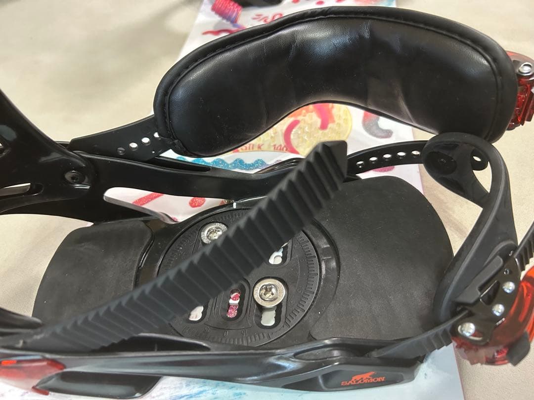 スノーボードセット　SWIVEL 146 ✖️SALOMONビンディング　ケース付