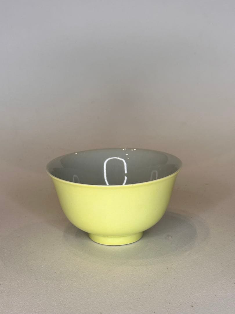 希少品 清時代 在銘 大清乾隆年制黄釉 小茶碗　茶杯　中国古美术品