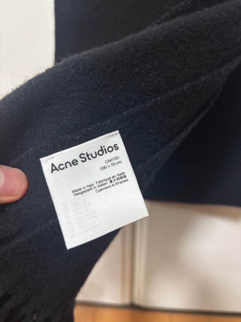 Acne Studios ブラック マフラー