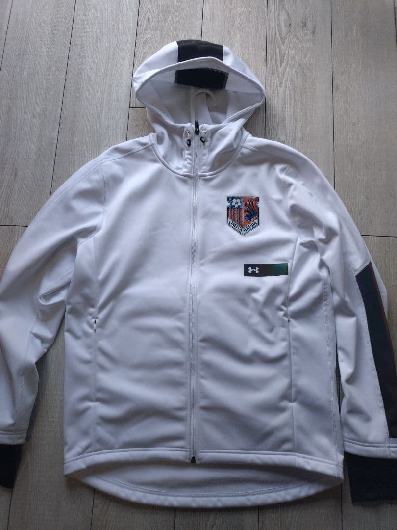 大宮アルディージャUnder Armour レイヤージャケット M ホワイト