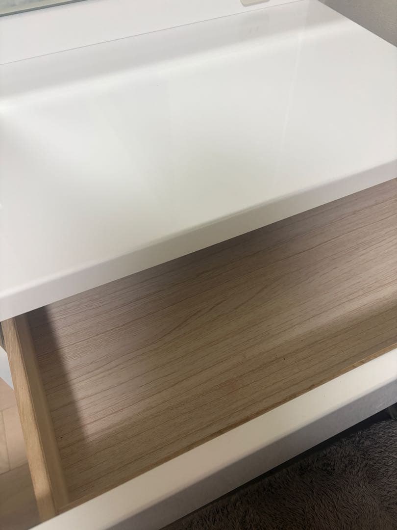 ホワイトドレッサー・鏡台 引き出し付き