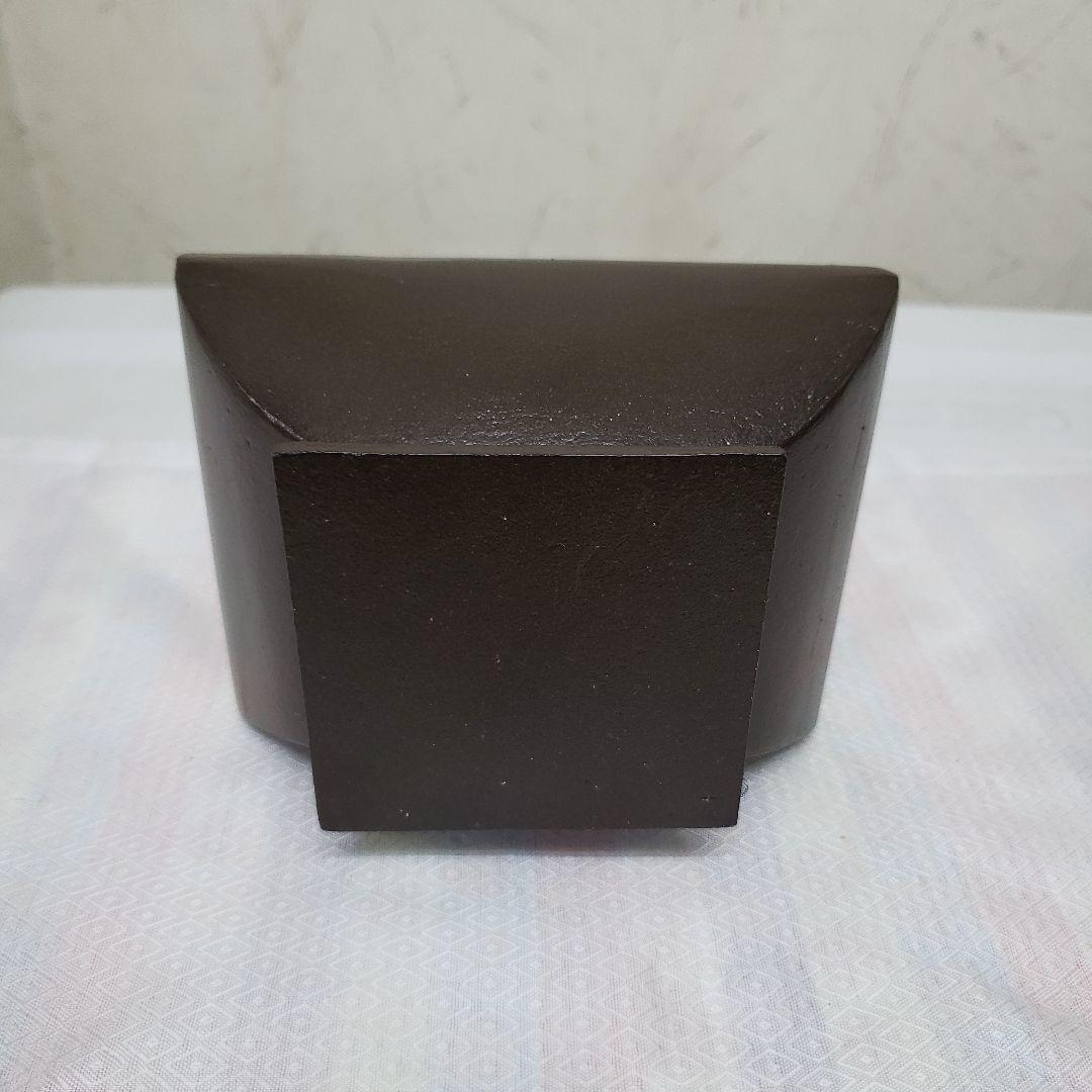 Ｂフライデー蔵出し特価モダン飾り台金属製２６cm　１３×１０cm　約2,5kg