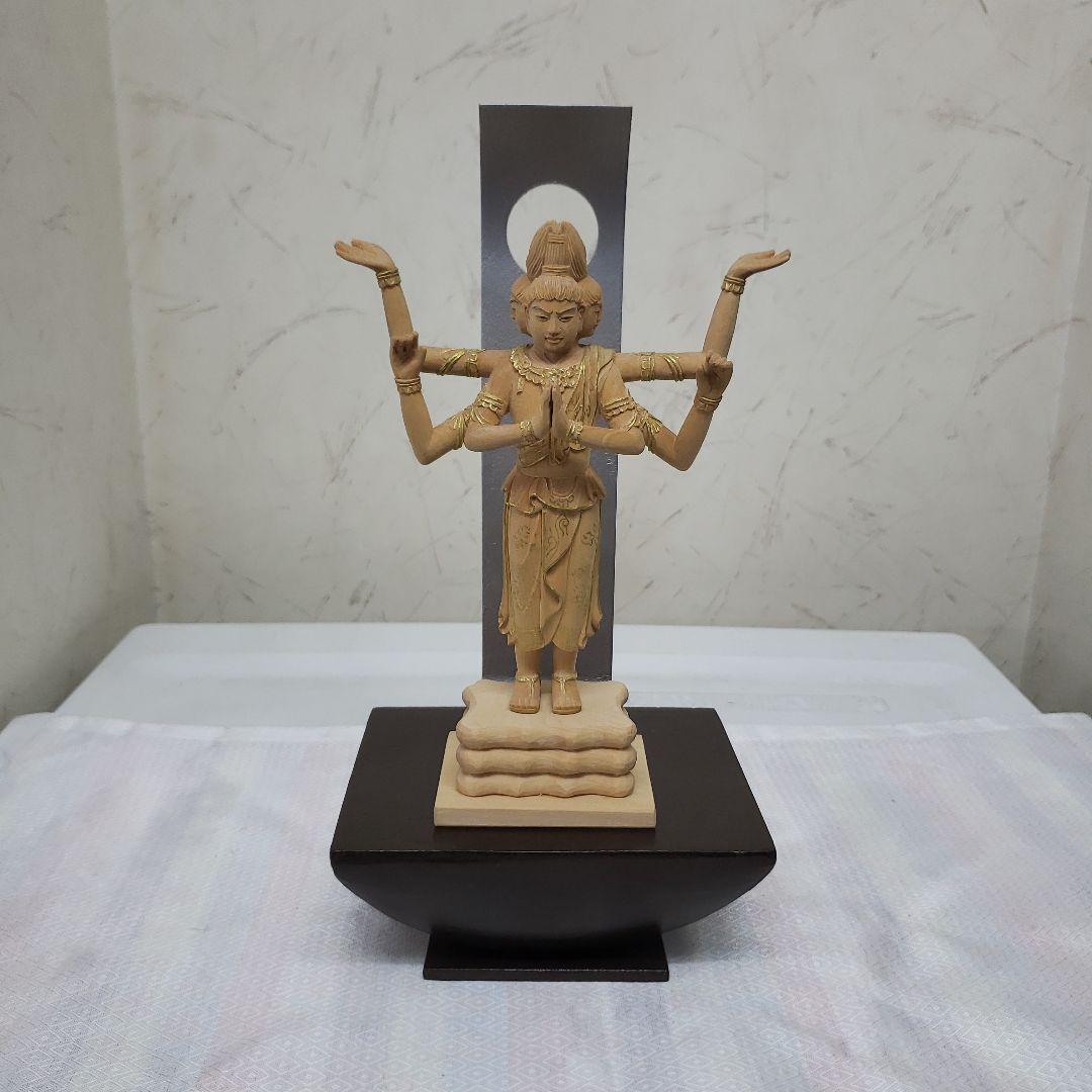 Ｂフライデー蔵出し特価モダン飾り台金属製２６cm　１３×１０cm　約2,5kg