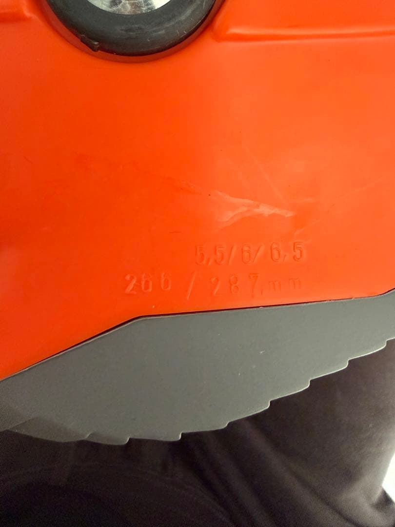 UPZ X-C2 オレンジ スノーボードブーツ