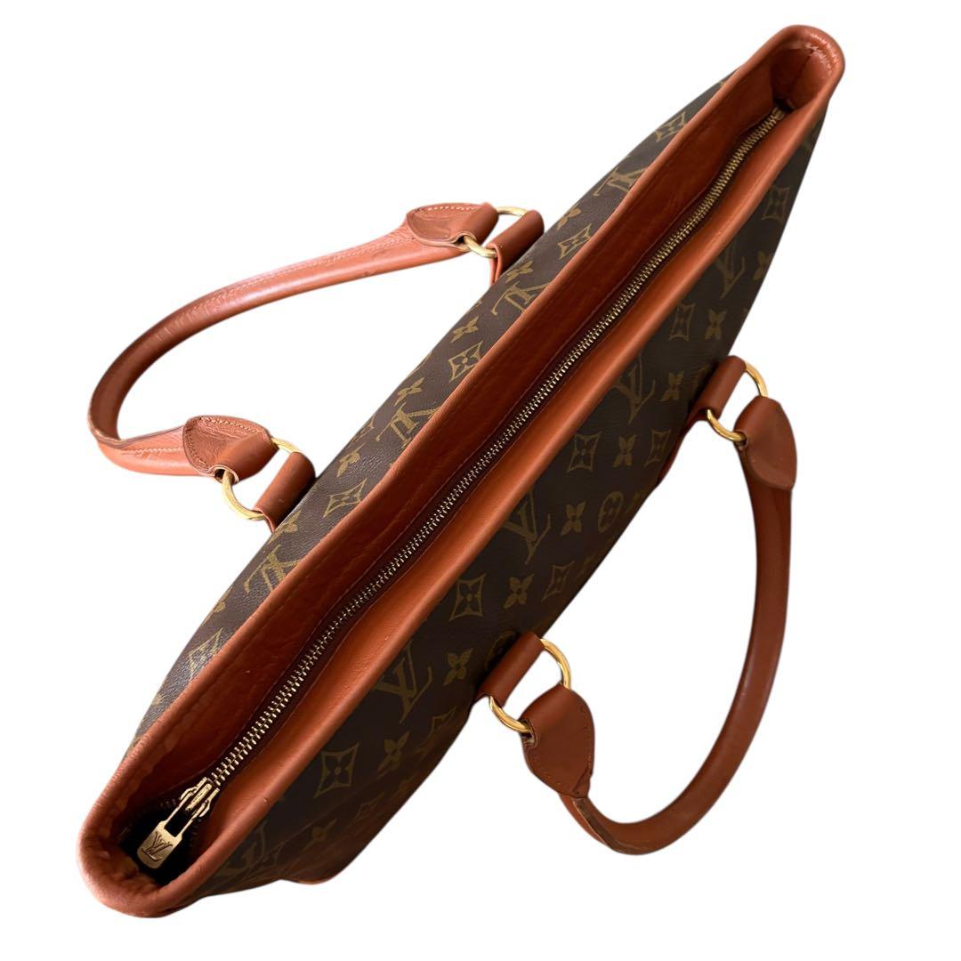 ルイヴィトン　サックウィークエンド　トートバッグ　A4収納　大容量　モノグラム