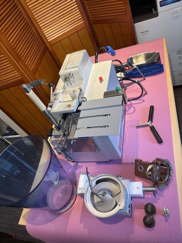 餃子革命 東亜工業 MA-G-1030 小型餃子成型機　2022年11月購入