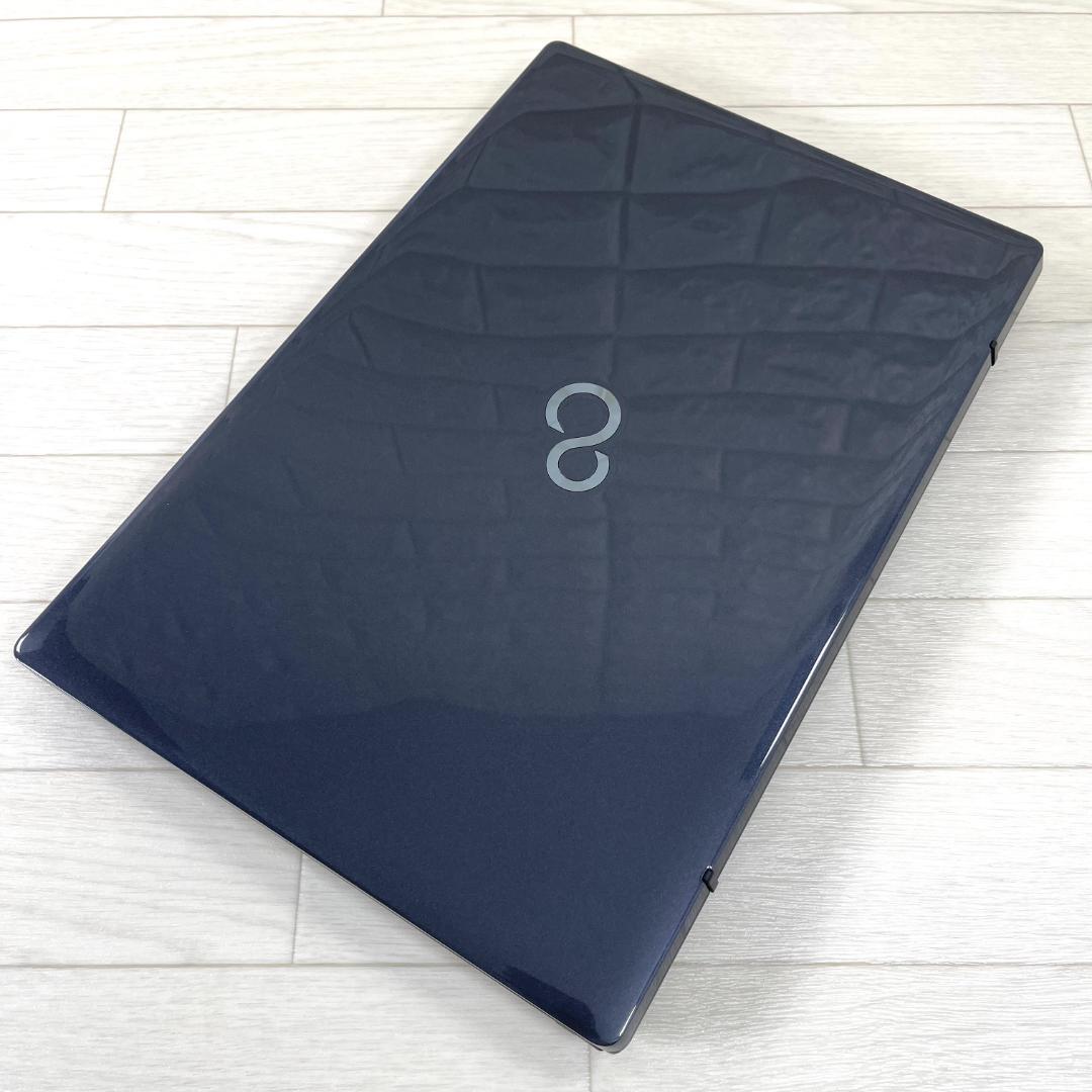 ゆらっと 富士通 第8世代 i7 新品SSD512＋HDD1T メモリ16