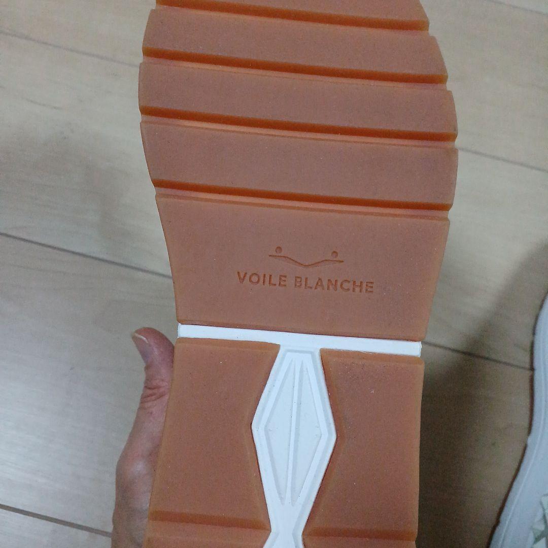 新品VOILE BLANCHE スタッズ付きスニーカー