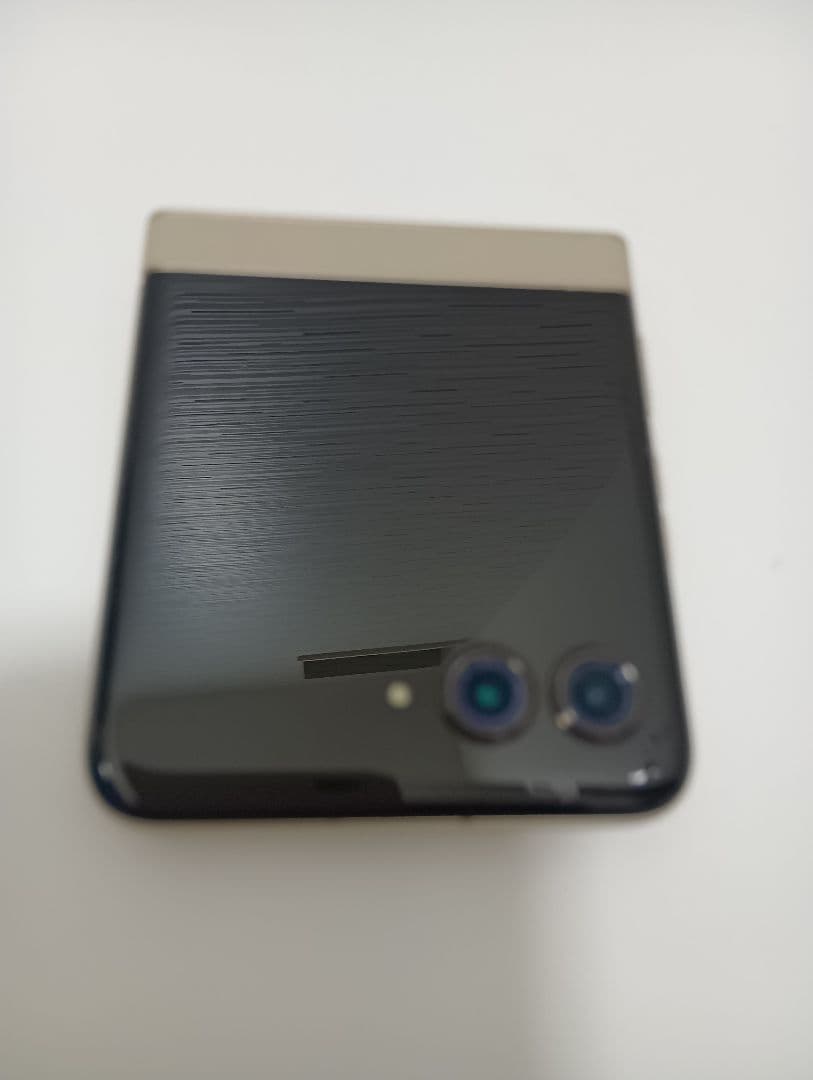 訳あり美品 Motorola razr 50s 指紋認証☓ 顔認証◯