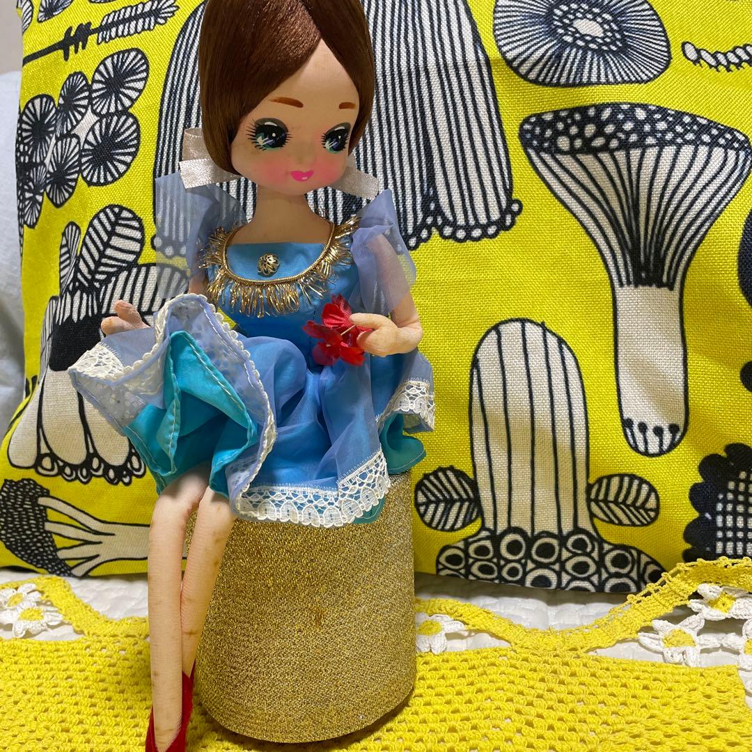 青いドレスの人形　昭和レトロ　ビンテージ物　オルゴール付き