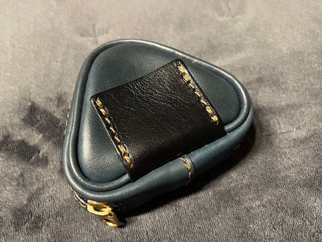 【色の変化などあり】HERZ ヘルツ　おにぎりポーチ　ネイビー