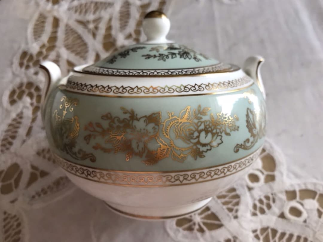 イギリス　ウェッジウッド　セージグリーン　砂糖&ミルクセット