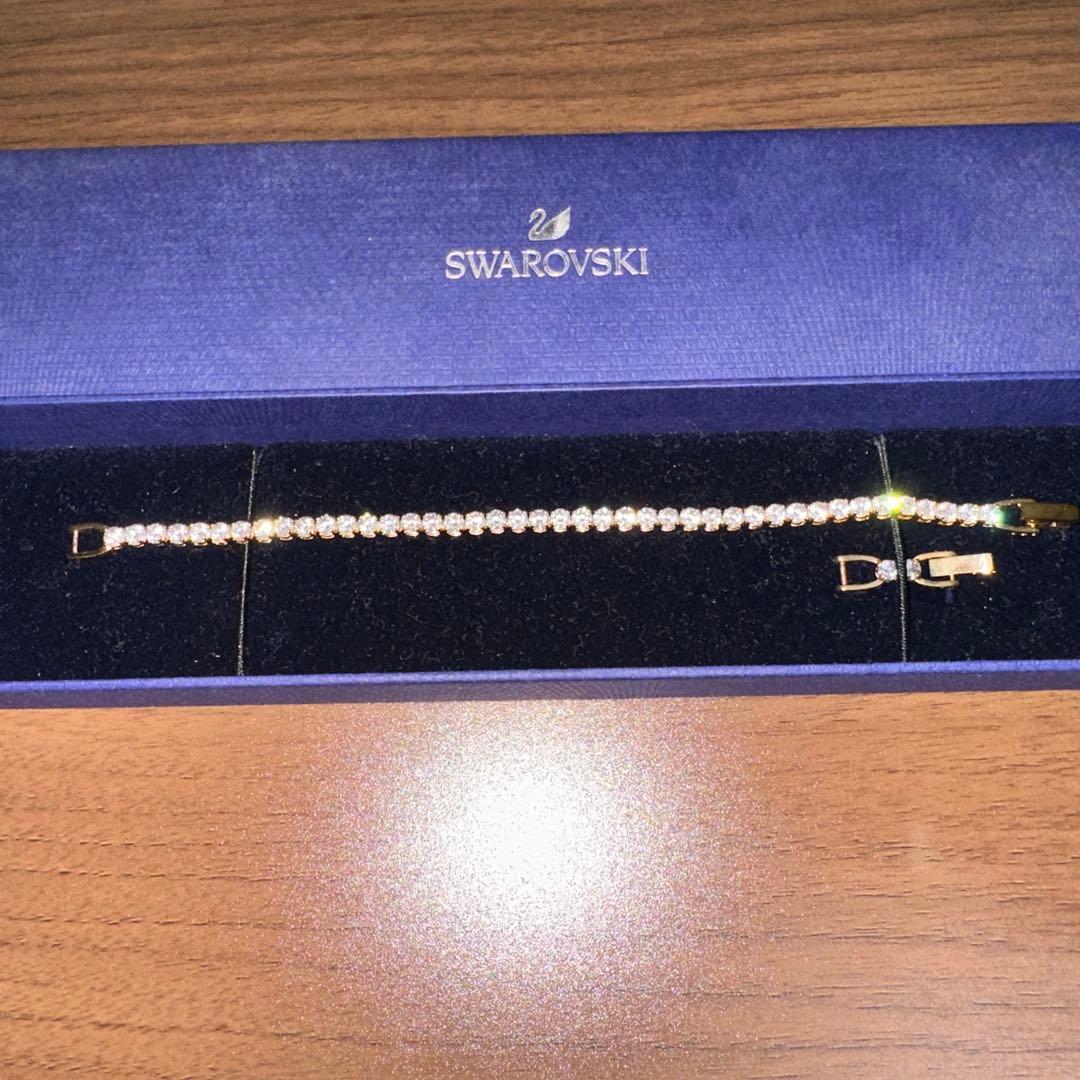SWAROVSKI テニスブレスレット