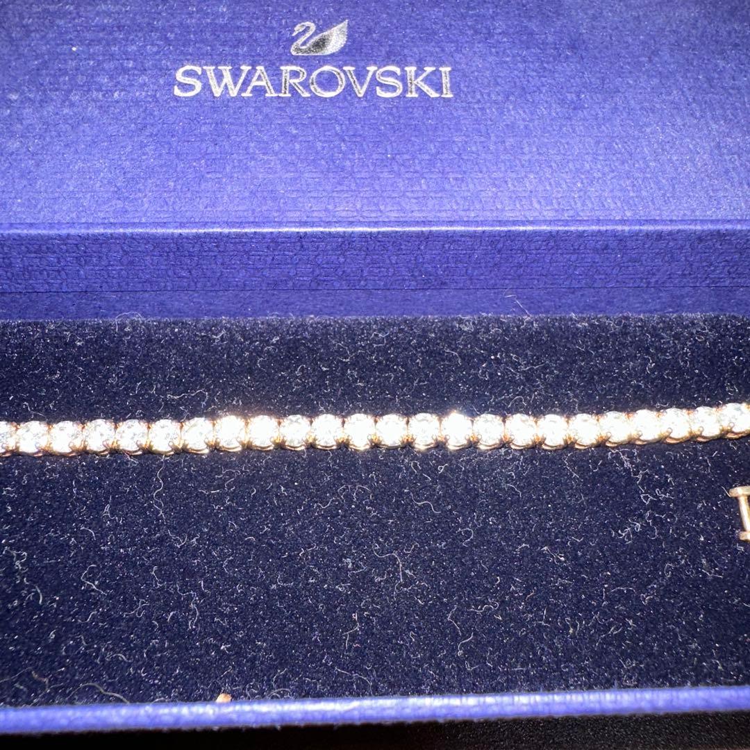 SWAROVSKI テニスブレスレット