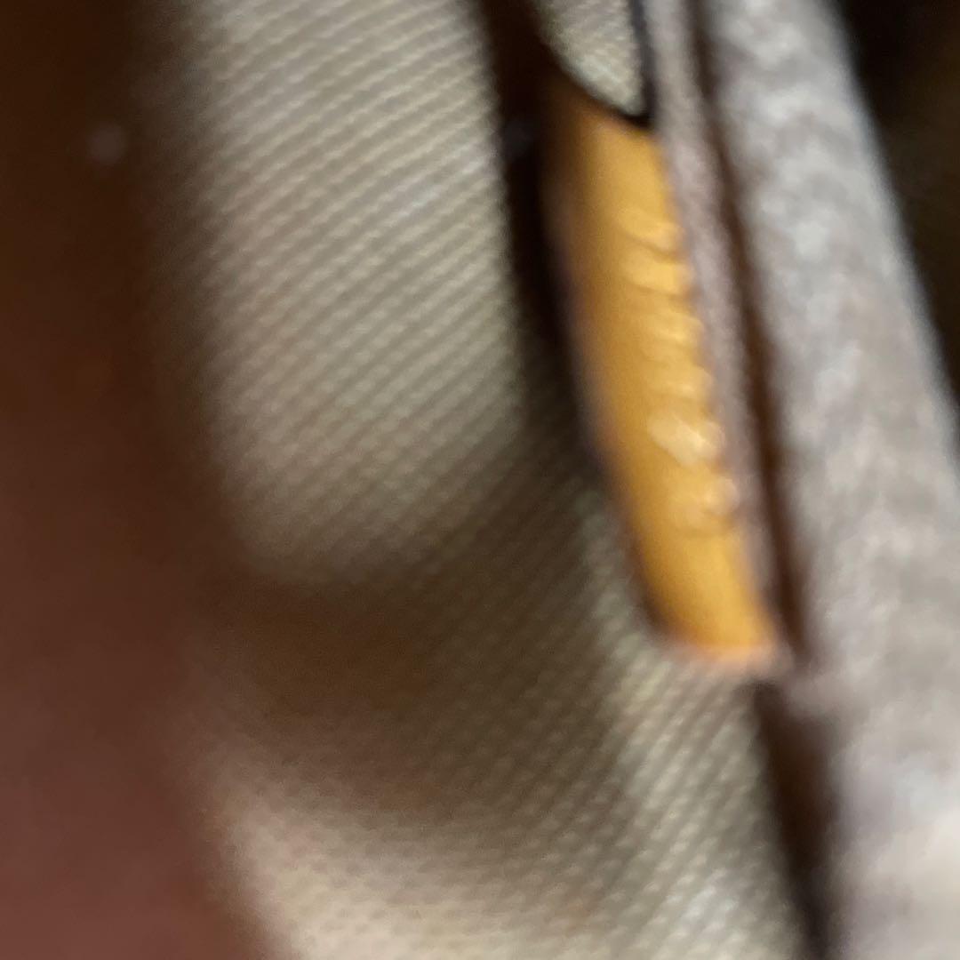 Louis Vuitton モノグラム ポーチ　ストラップ　アクセサリー値下げ