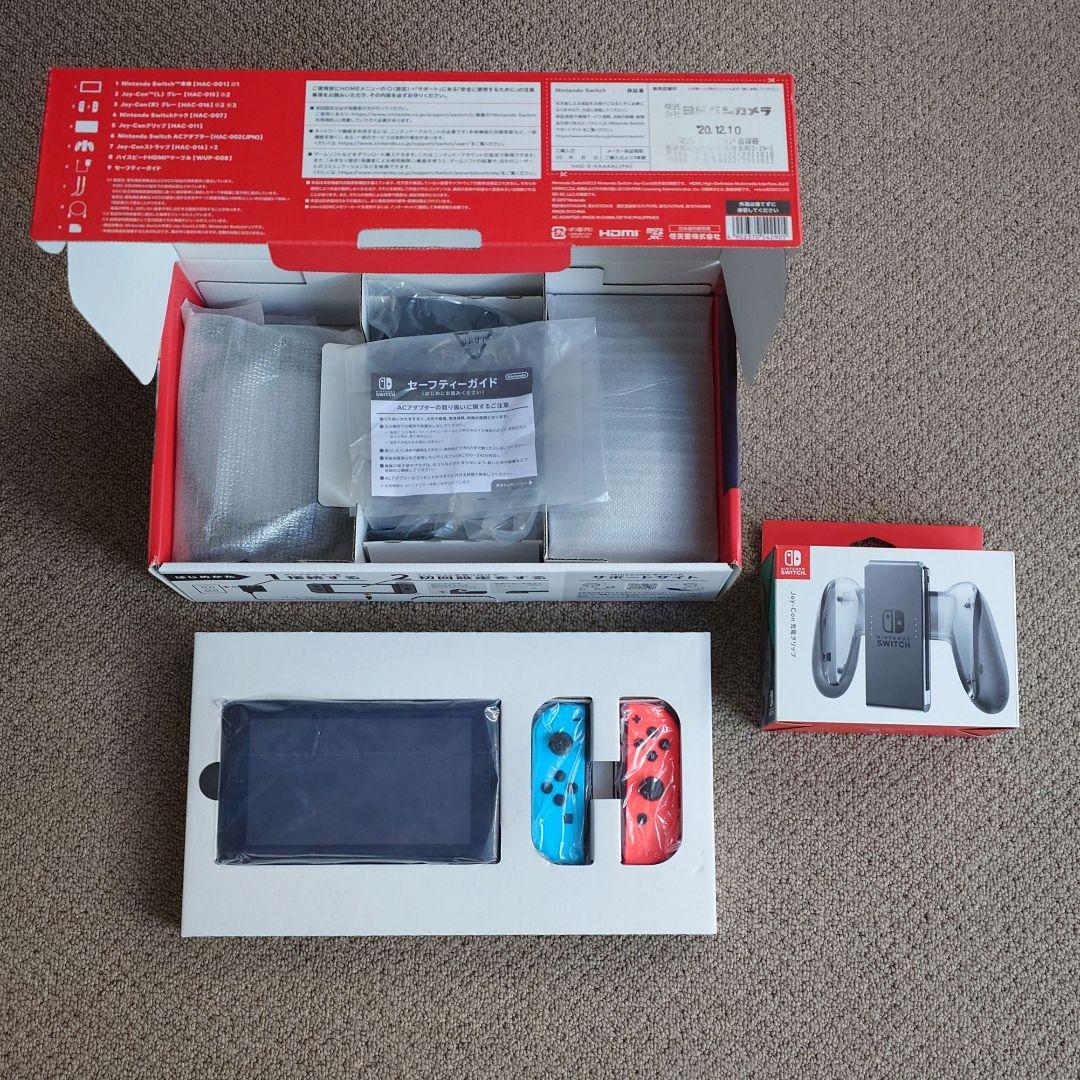 Switch　本体　充電グリップ　SDカード