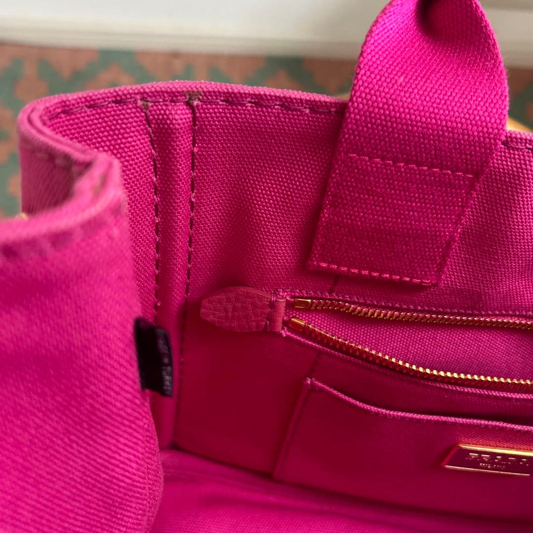 美品　プラダ　カナパ　キャンバストートバッグ　ピンク