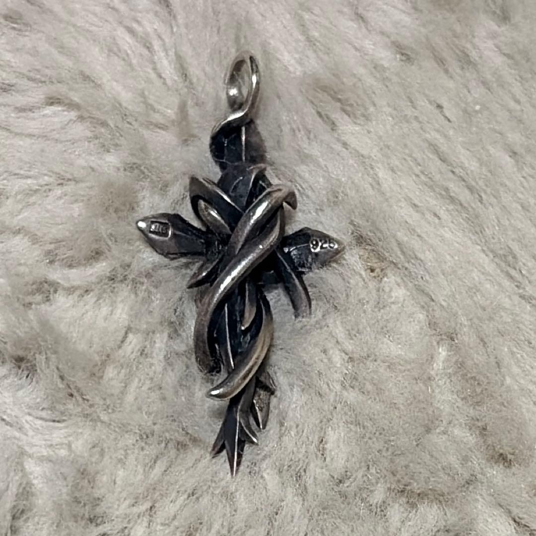 エムズコレクション] シルバー ネックレス テンタクルス 十字架 トップのみ