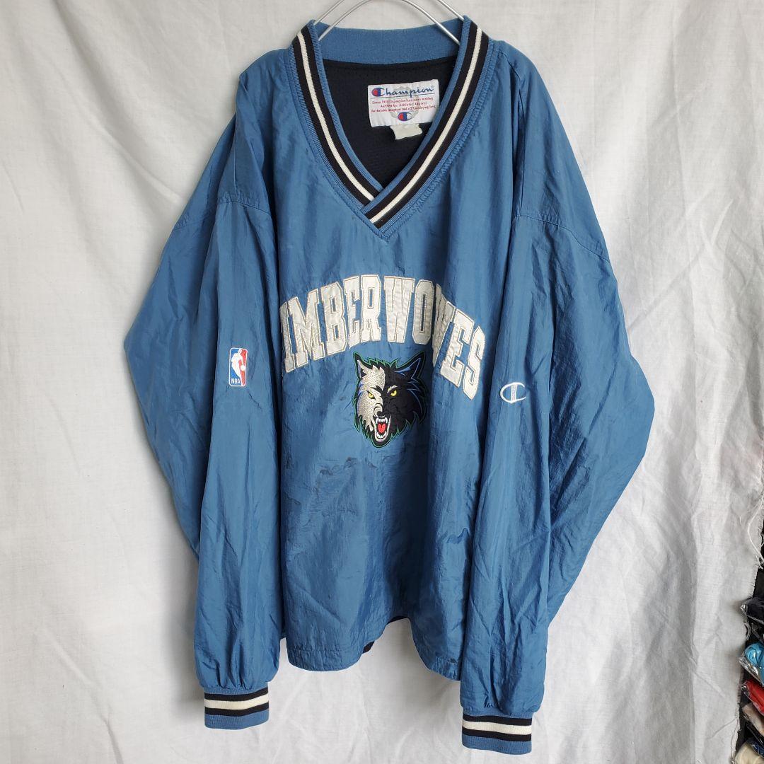 チャンピオン　ウルブズ ナイロン プルオーバージャケット　ビッグロゴ　　NBA