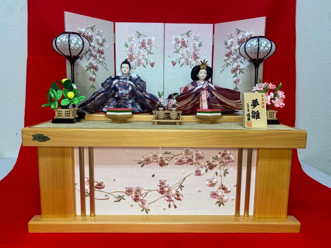 雛人形　親王飾り総檜造り収納セット・サイズ間口約５５×奥行約３３×高さ約４８㎝