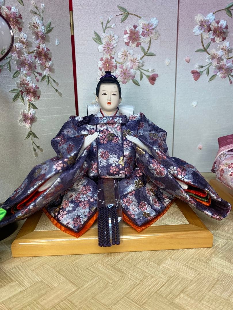 雛人形　親王飾り総檜造り収納セット・サイズ間口約５５×奥行約３３×高さ約４８㎝