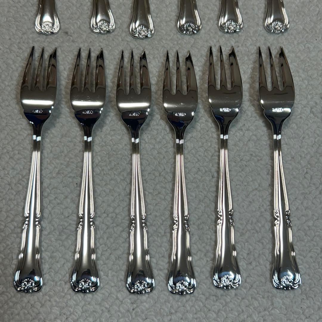 新品未使用品　WAKO　銀座和光　銀仕上げ　カトラリーセット　11種類　41本