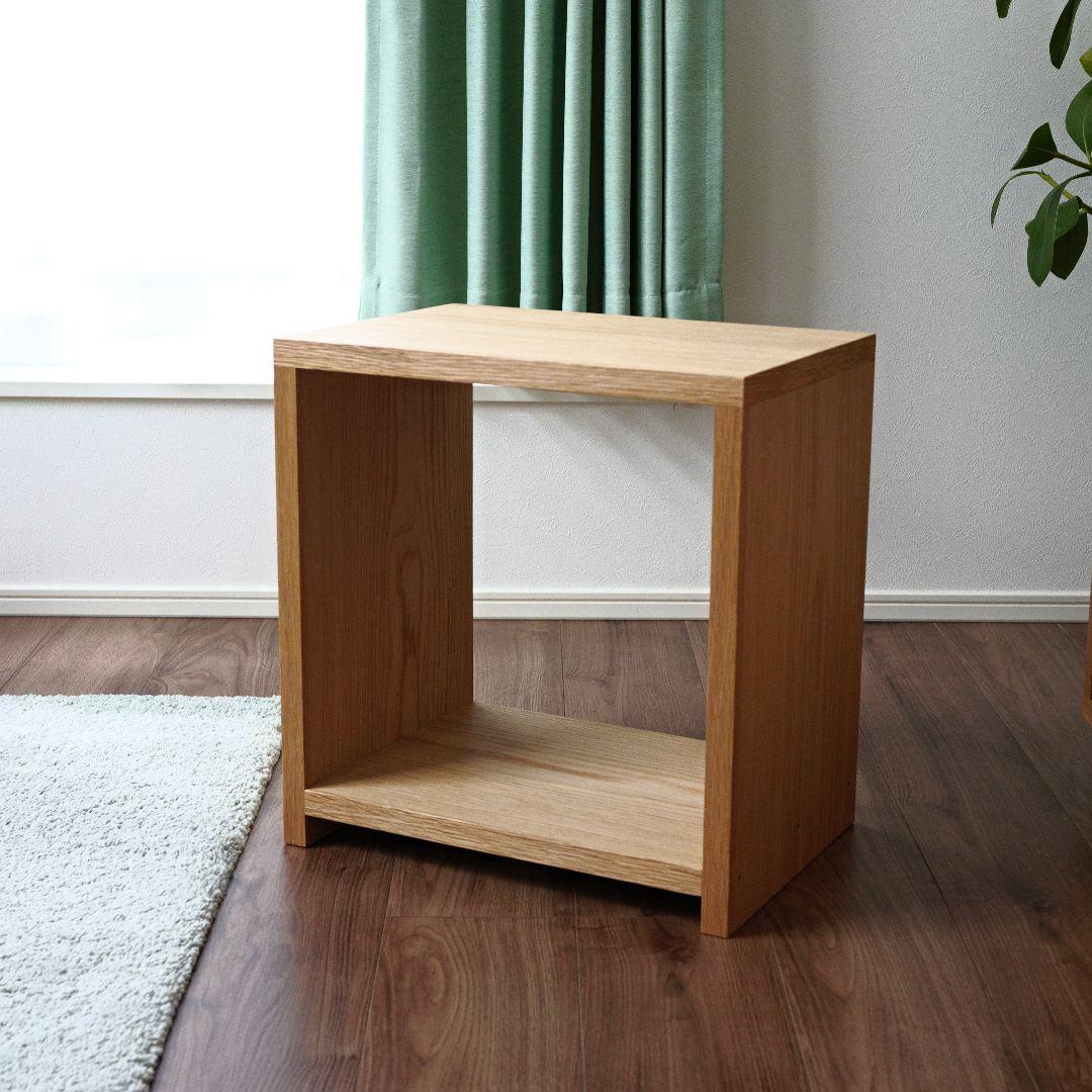 便利なオープンシェルフ　ナラ材突板合板