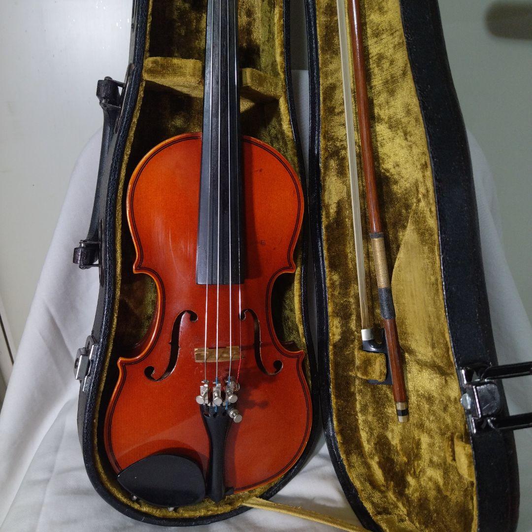 ♥5才前後の子供用♥スズキバイオリン1/8♥品番220♥値引不可♥弓ケ―ス松脂付