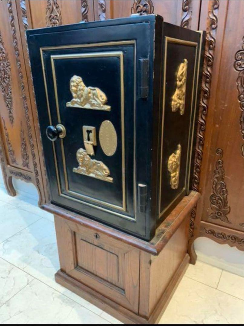 アンティーク金庫　特注品　珍品　高級　大型　ロンドン　金庫　オーダー金庫　昭和