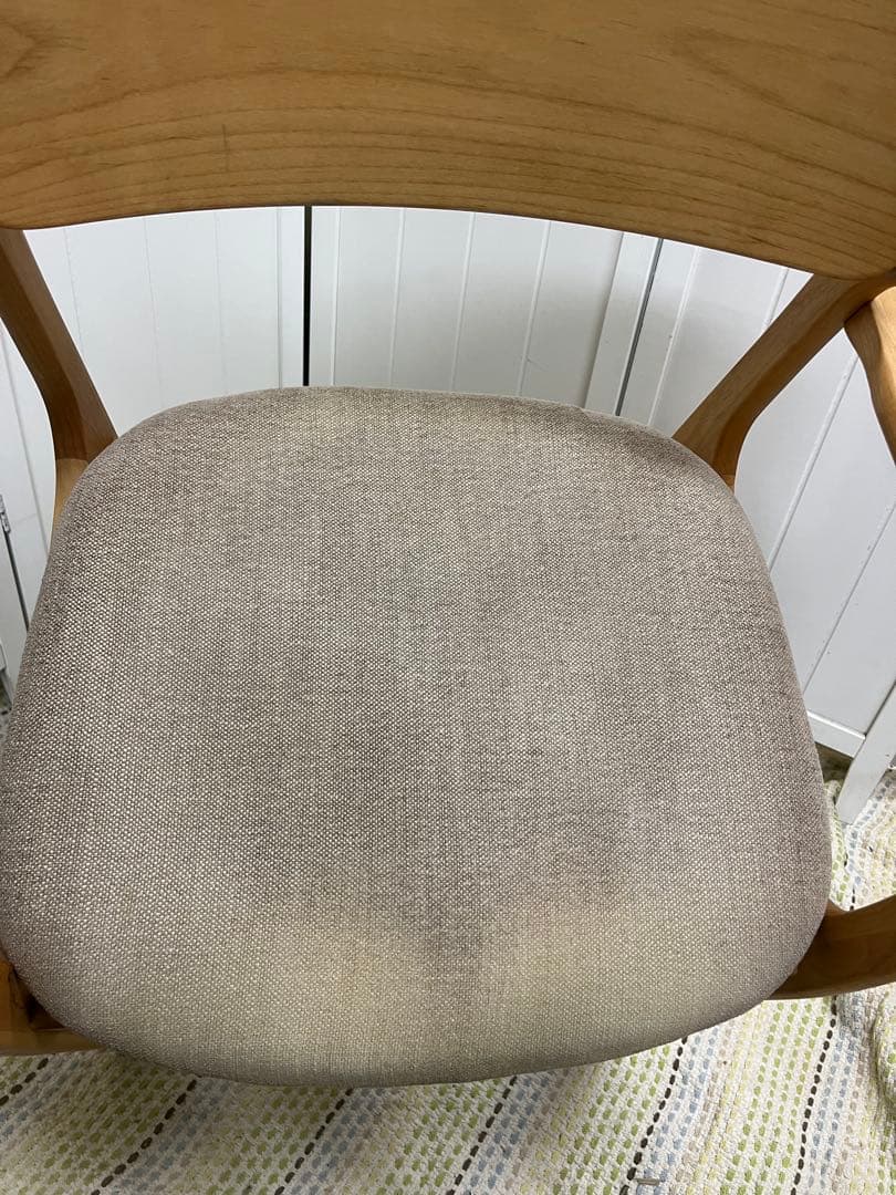 送料込み！モモナチュラル　ダイニングチェア　アームチェア　　北欧風　② MOMO