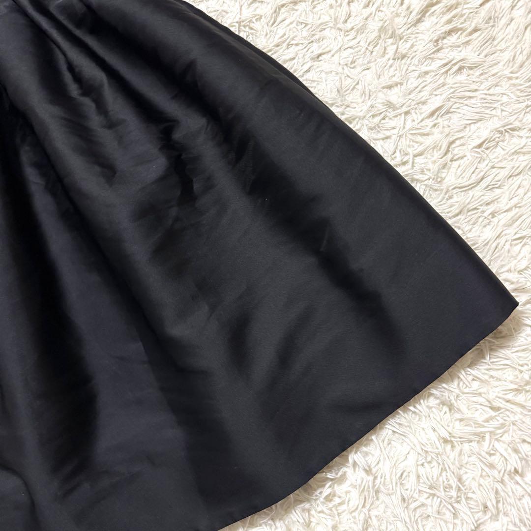 新品タグ付きSHE TOKYOANNAシートーキョーフレアスカートサテン38M