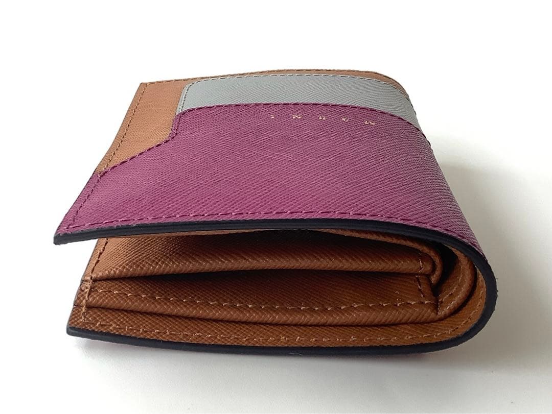 新品★マルニ★MARNlサフィアーノバイフォールドウォレット２つ折り財布★茶系