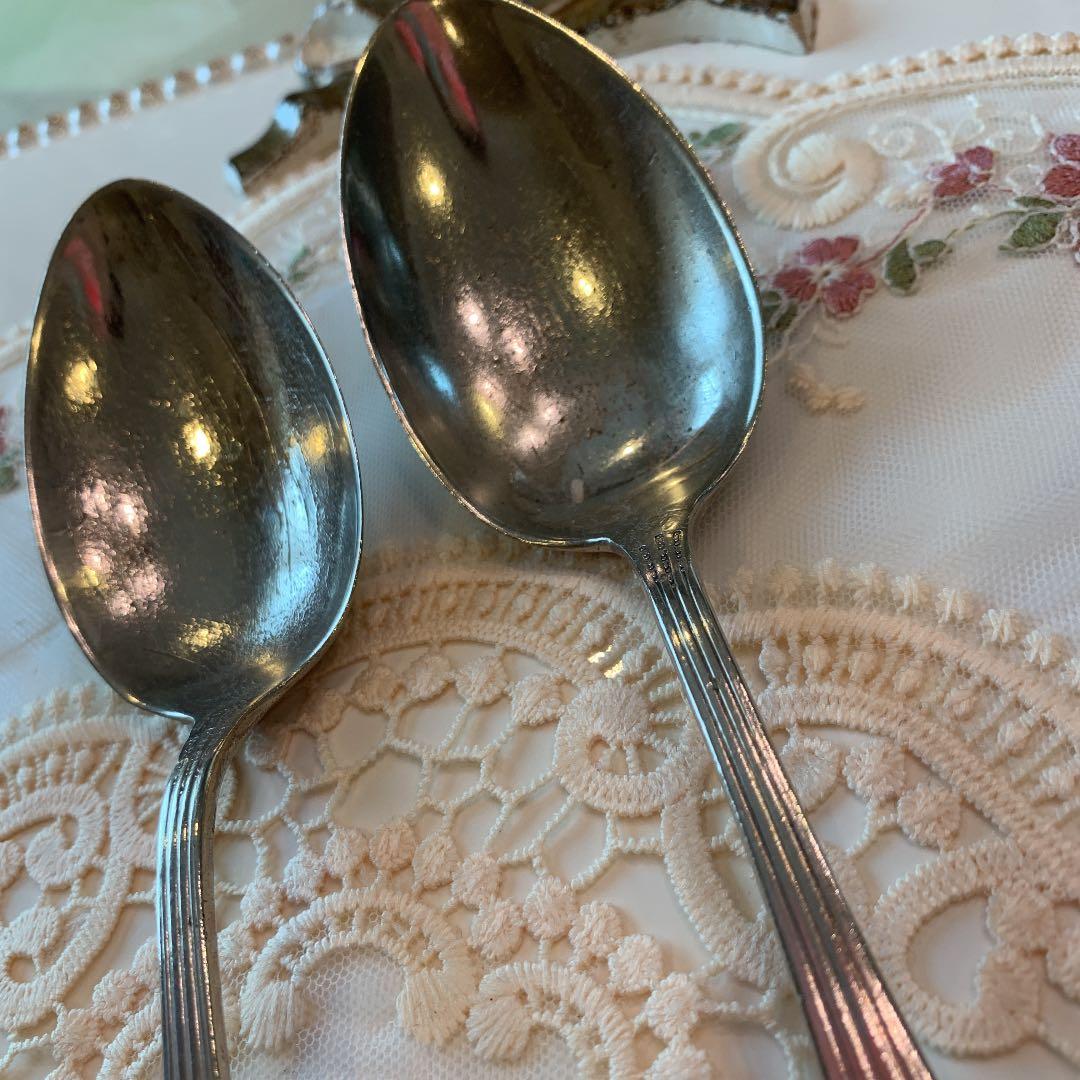 2本セット★リボンモチーフ　アンティークスプーン