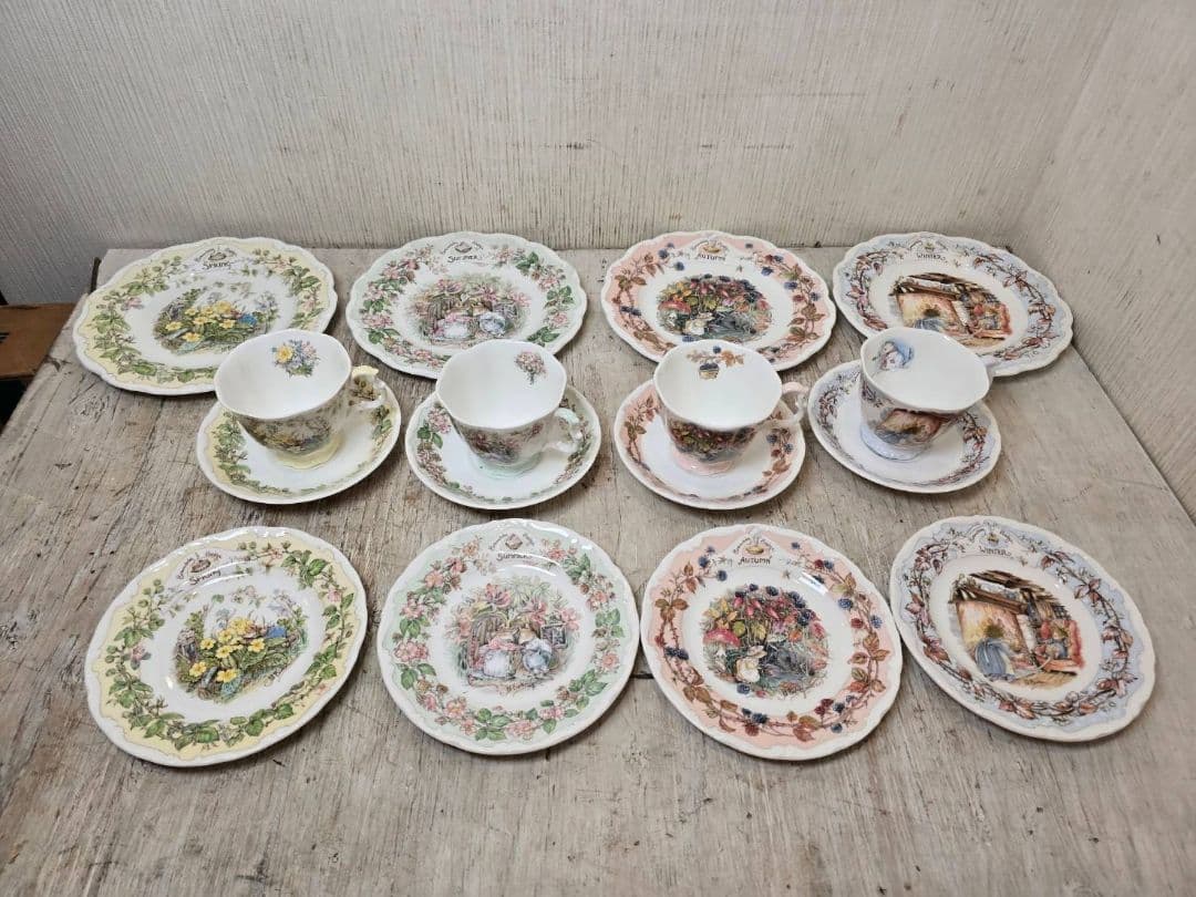 新品【16点セット】 ロイヤルドルトン ブランベリー ヘッジ カップ プレート