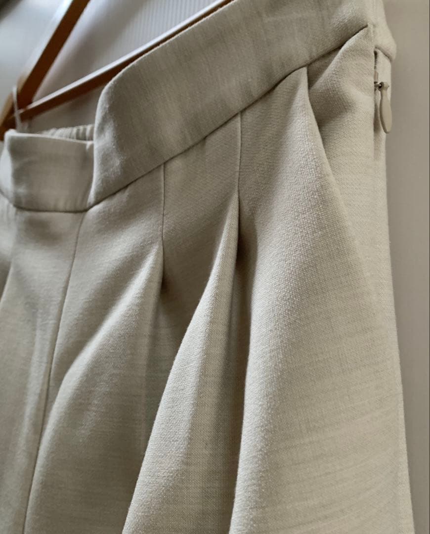 green label relaxing ノーカラースーツ上下　ベージュ