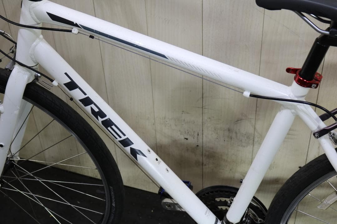 トレックTREK FX2 700C アルミ 24速 510mm クロスバイク