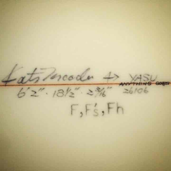 サーフボード ショート