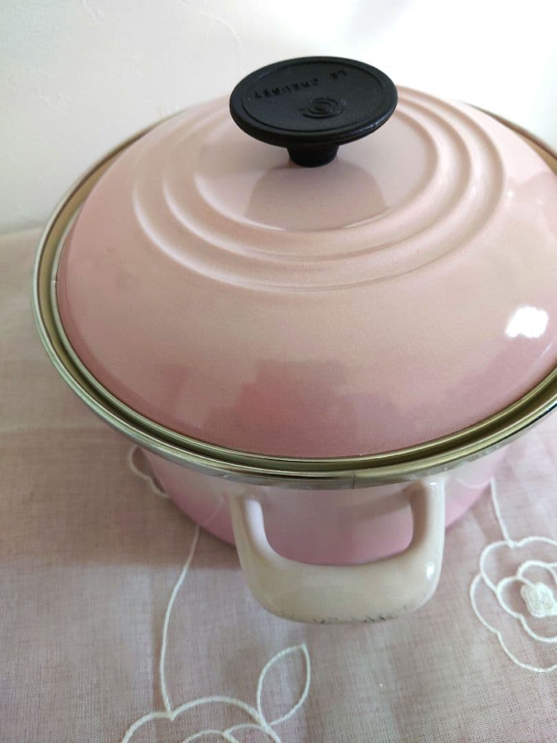 ル・クルーゼ(Le Creuset) キャセロール 20cm シェルピンク