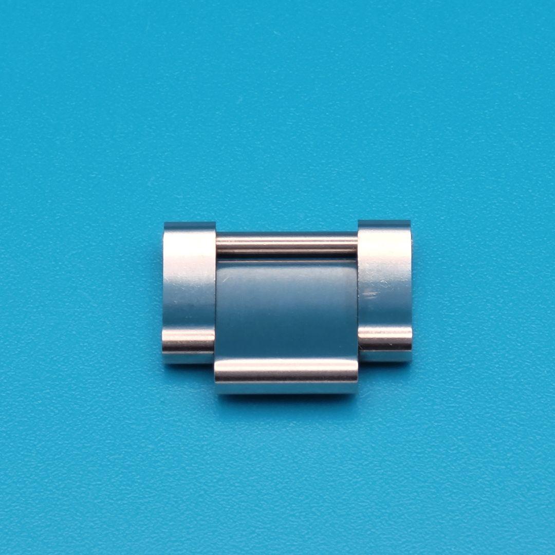 TUDOR部品①【中古】チューダー純正ベルトコマ 79170 対応 取付部品付属