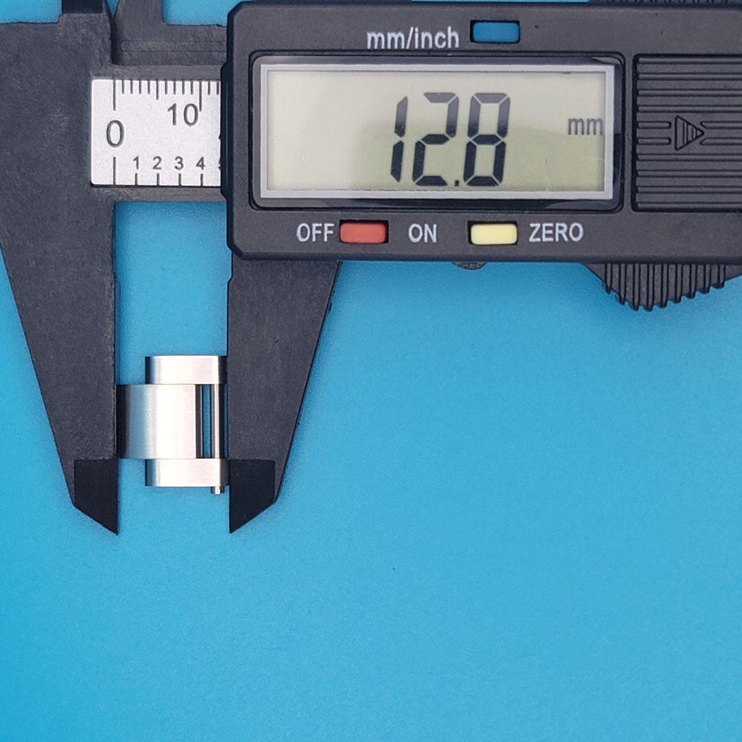 TUDOR部品①【中古】チューダー純正ベルトコマ 79170 対応 取付部品付属