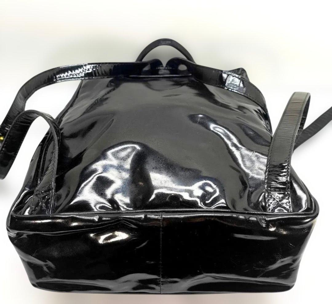 BOTTEGA VENETA イントレチャート リュック 黒 ボッデガヴェネタ