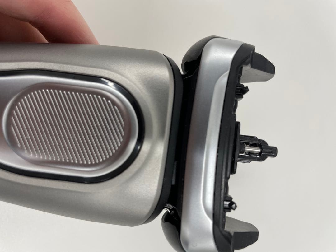 最安値　BRAUN S9 Pro メンズ電気シェーバー　2494