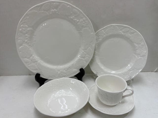 ウェッジウッド 黒壺 ストロベリー＆バイン 食器セット 5点