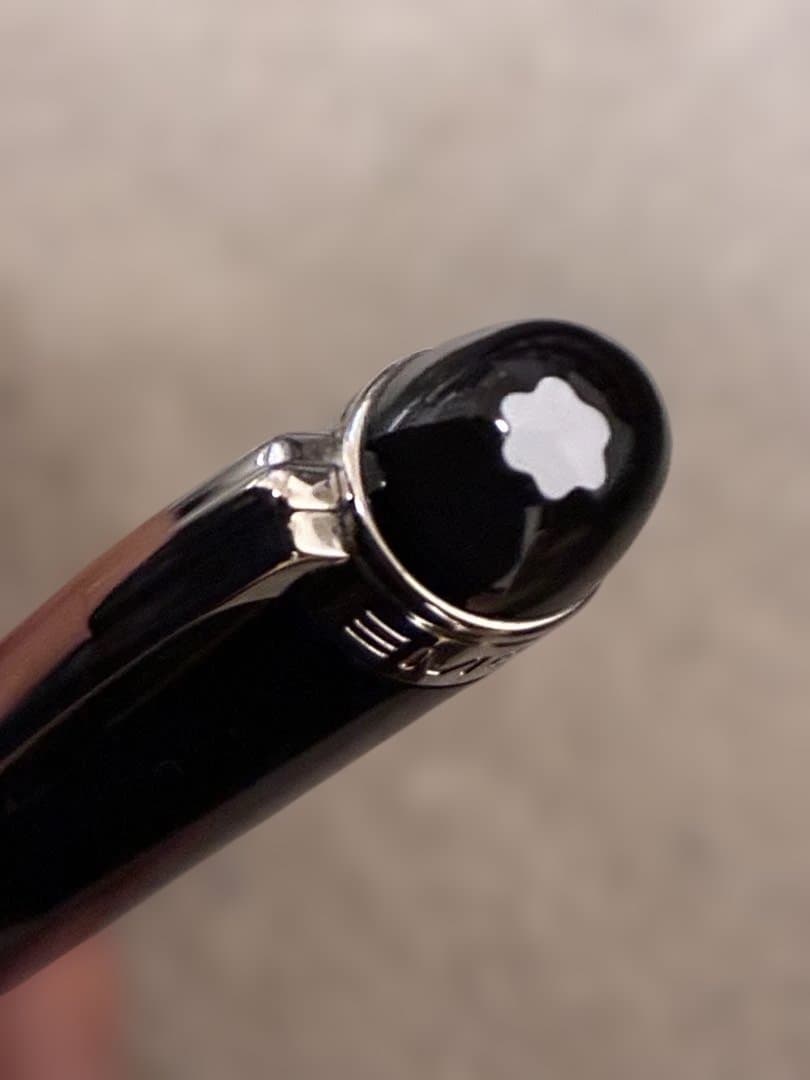 ◾️モンブラン◾️スターウォーカーボールペン◾️ミッドナイトナイトブラック◾️新品インク