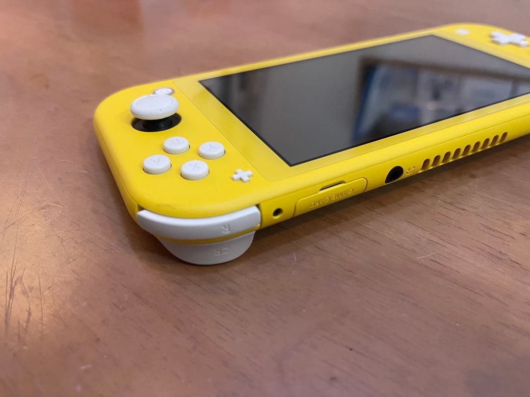 Nintendo Switch Lite イエロー　スイッチライト　本体のみ