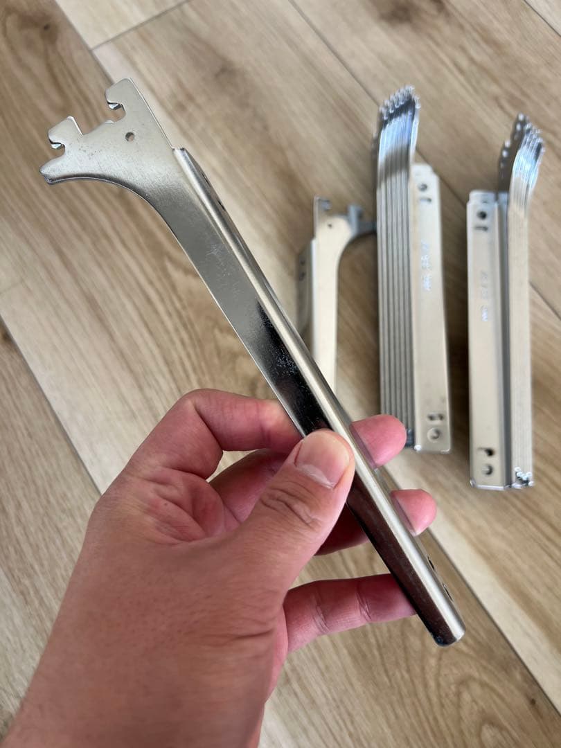 3/24終了　DIY 壁面収納　ロイヤル　チャンネルサポート　棚柱　棚受