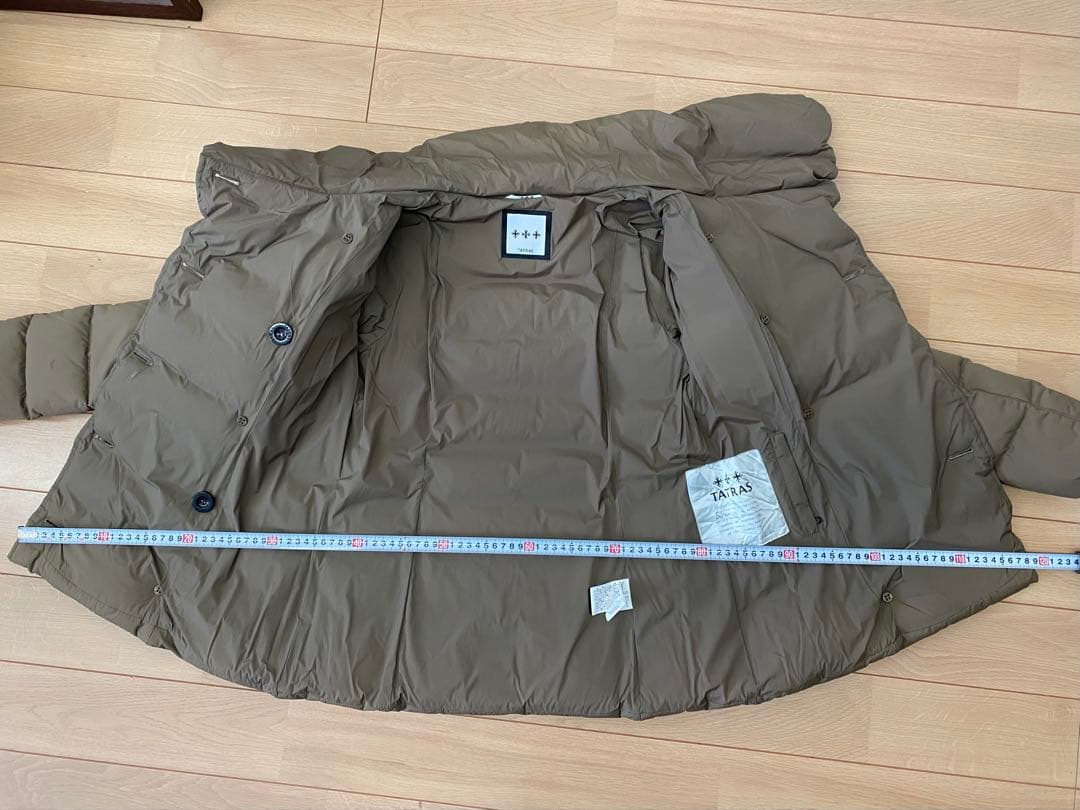 TATRAS（タトラス）カーキ ダウンジャケット